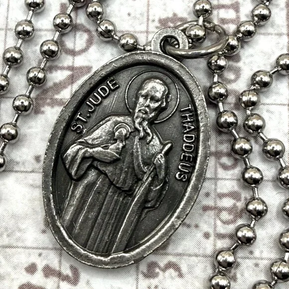 Vintage Saint St Jude Thaddeus Religious Catholic Medal Pendant Silver Necklace - Picture 11 of 12